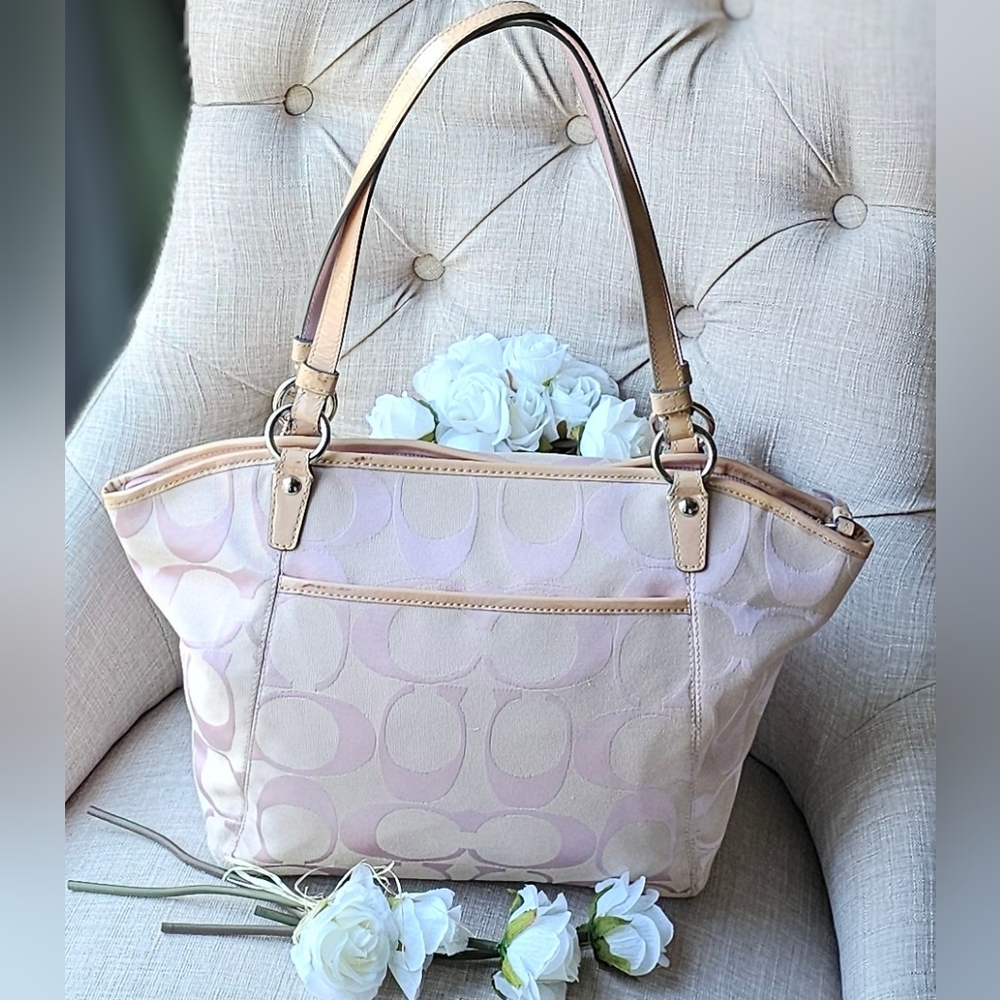 Vintage Coach Signature Leah Shoulder/Tote Bag (Pink) - Picture 13 of 16